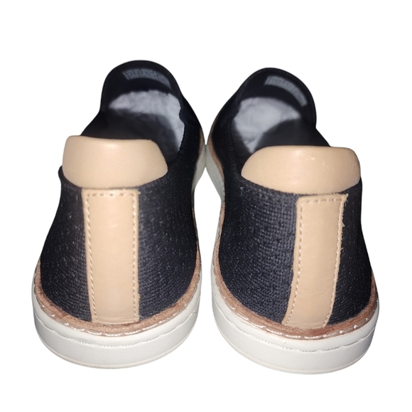 UGG Sammy Slip-On, Women's 7​ - Picture 7 of 8